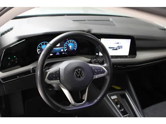 Volkswagen Golf 1.0 eTSI Life DSG 2021 Hybride Benzine 13