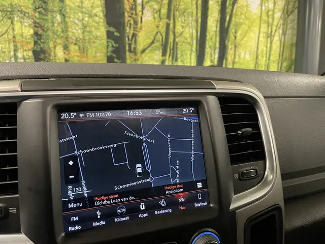 Dodge Ram 1500 5.7 V8 Quad Cab 6'4 Classic 2020 LPG/Gas 20