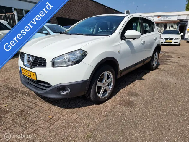 Nissan QASHQAI 1.6 360 2013 Benzine