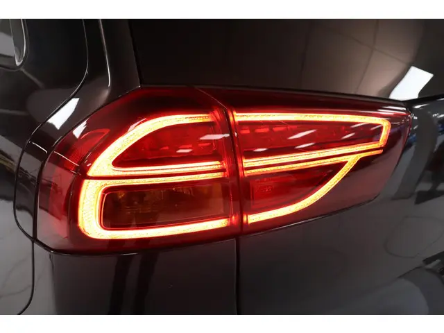 Kia e-Niro ExecutiveLine 64 kWh 2020 Elektrisch 34