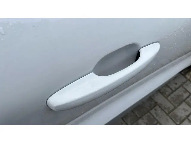 Ford Kuga 2.5 FHEV Active X 2024 Hybride Benzine 47