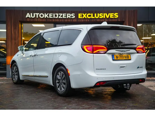 Chrysler Pacifica 3.6 V6 Hybrid 2021 Benzine 7