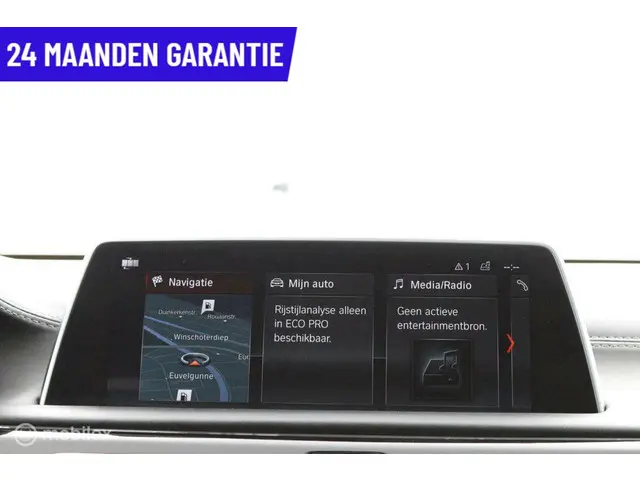 BMW 7 Serie 750Li xDrive High Executive 2015 Benzine 37