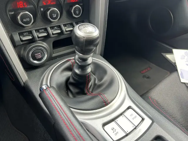 Subaru BRZ 2.0 Sport Executive 2012 Benzine 19