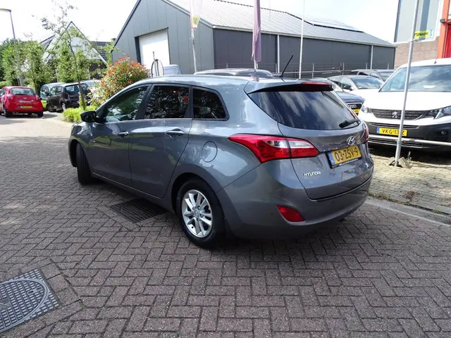 Hyundai i30 Wagon 1.6 GDI i-Vision 2013 Benzine 5