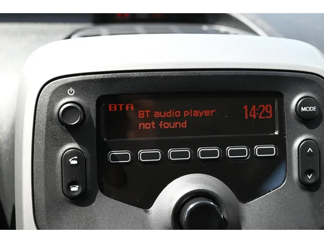Peugeot 108 1.0 e-VTi Active 2017 Benzine 19
