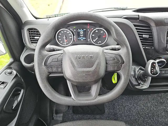 Iveco Daily 35S16 2023 Diesel 11