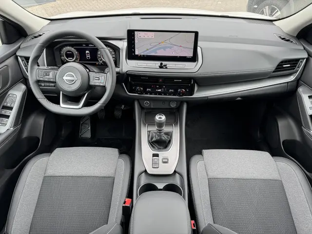 Nissan QASHQAI 1.3 MHEV N-Connecta 2025 Benzine 14