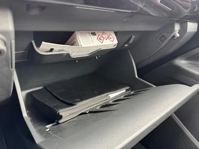 Volkswagen up! 1.0 BMT up! Club 2016 Benzine 13