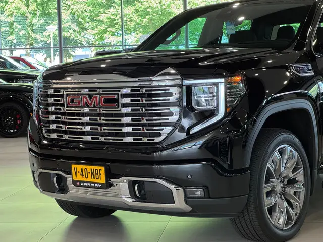GMC Sierra 6.2 V8 DENALI 2024 Benzine 2