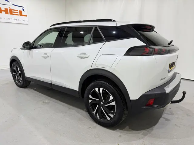 Peugeot 2008 1.2 Blue Lease Allure 2021 Benzine 4