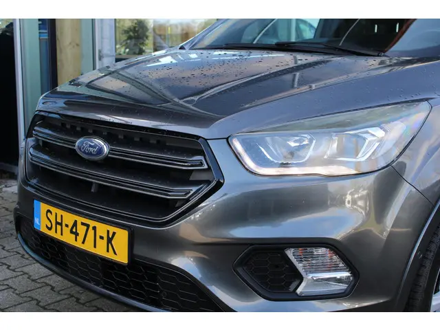 Ford Kuga 1.5 EcoBoost ST Line 2018 Benzine 33