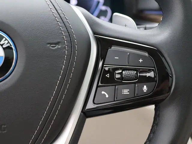 BMW 5 Serie Touring 530e 2023 Hybride Benzine 15