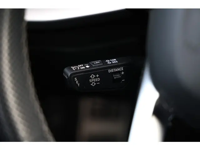 Audi A3 Limousine 35 TFSI 3x S-Line 150PK 2023 Benzine 37