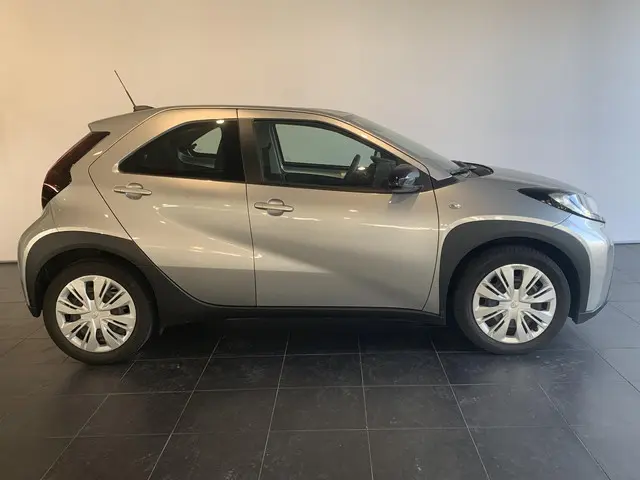 Toyota Aygo X 1.0 VVT-i MT Play 2022 Benzine 15