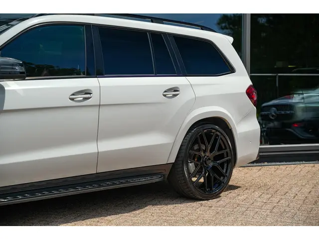 Mercedes-Benz GLS AMG 63 4MATIC 2016 Benzine 37
