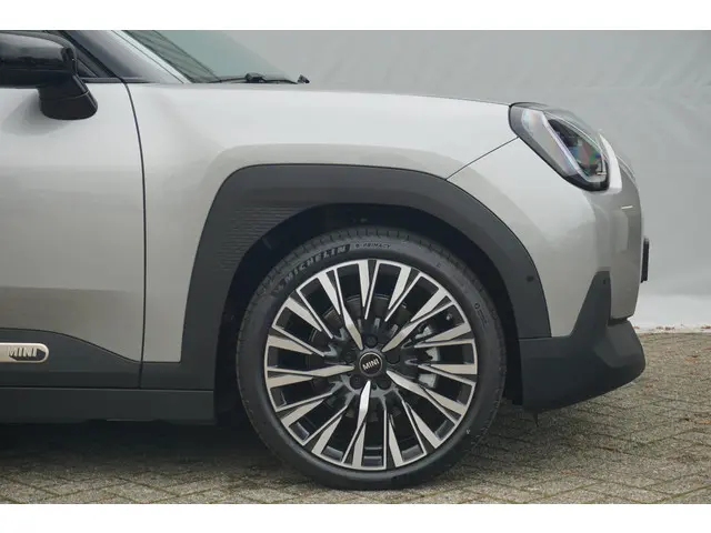 MINI Aceman E 2025 Elektrisch 6