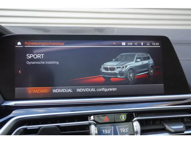 BMW X5 xDrive45e 2019 Hybride Benzine 24