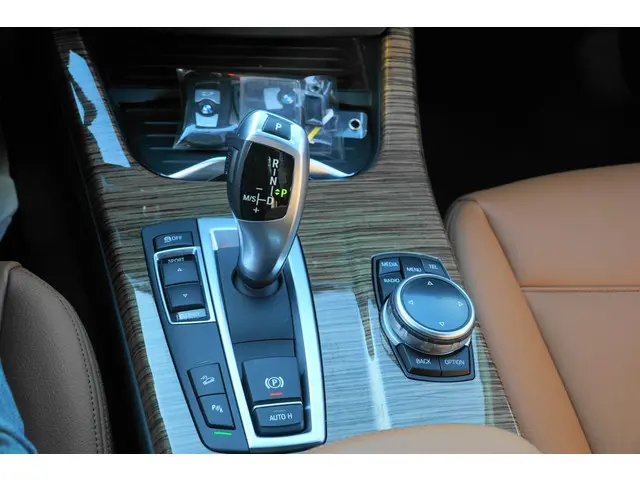 BMW X3 XDrive20i High Executive X-DRIVE 2014 Benzine 4