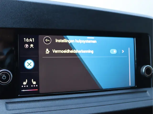 Volkswagen Caddy Cargo 2.0 TDI Comfort 2024 Diesel 32