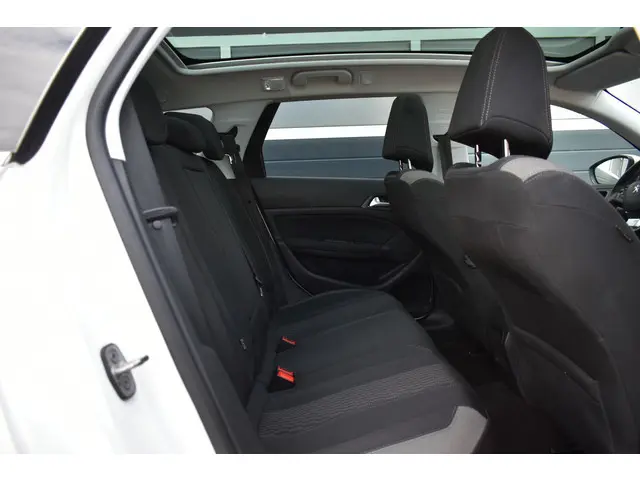 Peugeot 308 SW 1.2 PureTech Style 2015 Benzine 13
