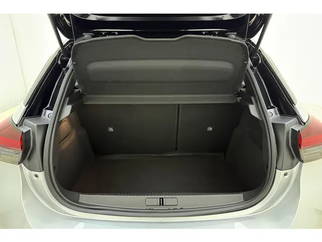 Opel Corsa 145 pk Turbo Hybrid GS 2025 Hybride Benzine 10