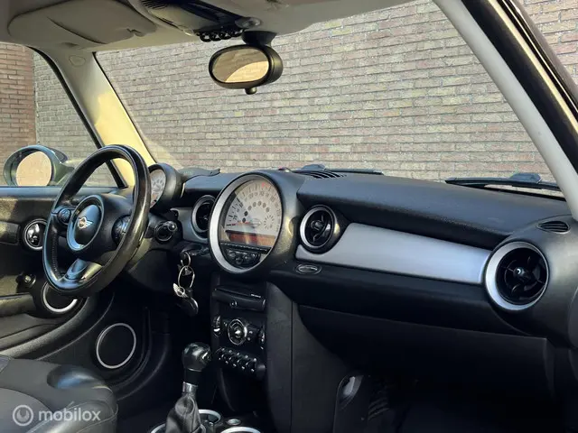 MINI Cooper Mini 1.6 Westminster 2013 Benzine 12