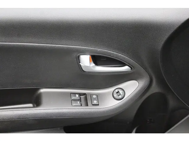 Kia Picanto 1.0 CVVT X-treme 2015 Benzine 6