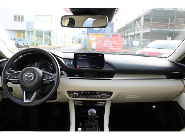 Mazda 6 Sedan 2.5 SkyActiv-G 194 Luxury 2020 Benzine 28