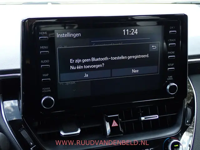 Toyota Corolla 1.8 Hybrid Business 2021 Hybride Benzine 19