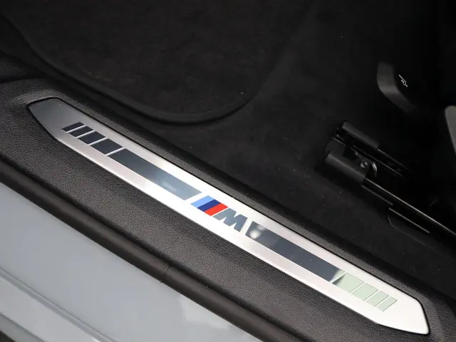 BMW 1 Serie 120 2025 Benzine 22