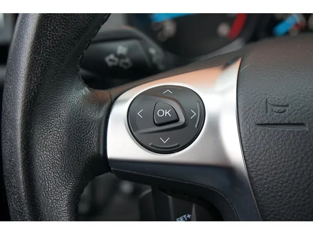 Ford Kuga 1.5 Trend 2016 Benzine 25