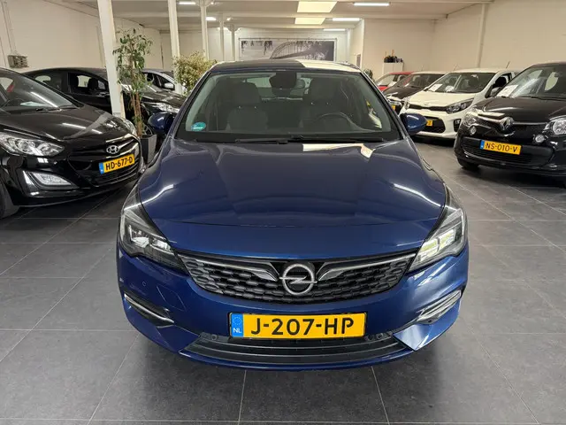 Opel Astra 2