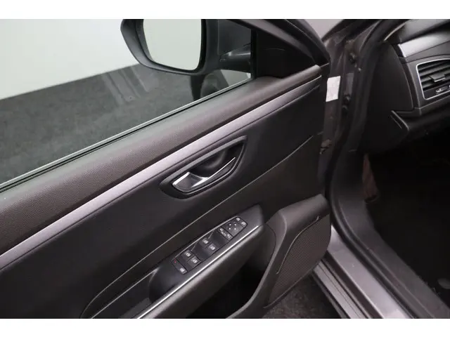 Renault Talisman Estate 1.5 dCi Zen 2017 Diesel 26