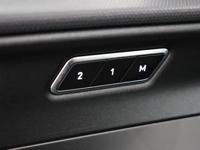 Lynk & Co 01 1.5 2023 Hybride Benzine 18