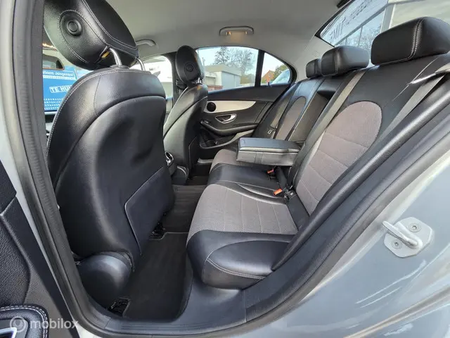 Mercedes-Benz C-Klasse 180 Prestige 2016 Benzine 13