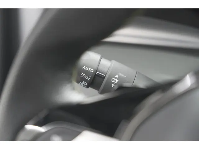 Peugeot 308 SW PureTech 130 EAT8 GT 2023 Benzine 39