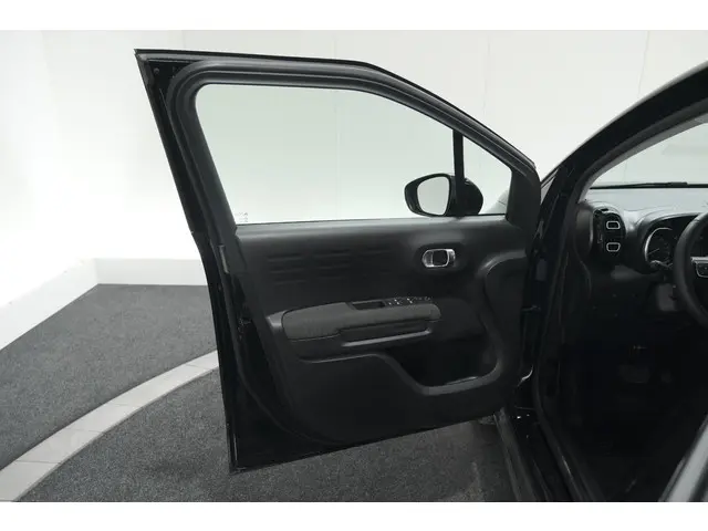 Citroën C3 Aircross PureTech 130 EAT6 Max 2024 Benzine 47