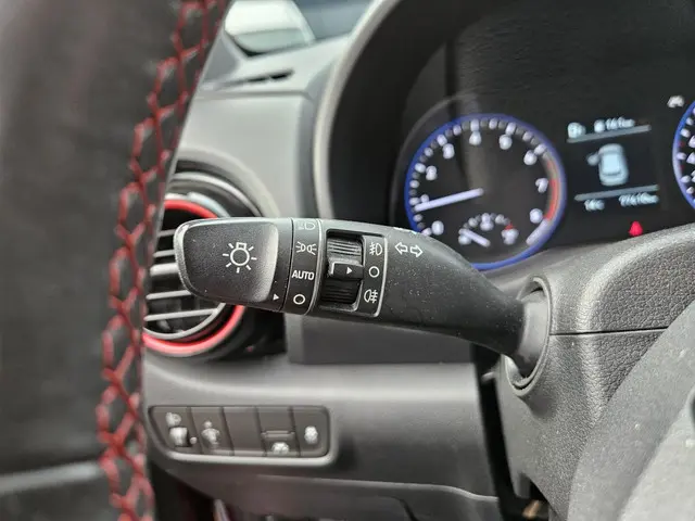 Hyundai Kona 1.6 T-GDI Fashion 2019 Benzine 16