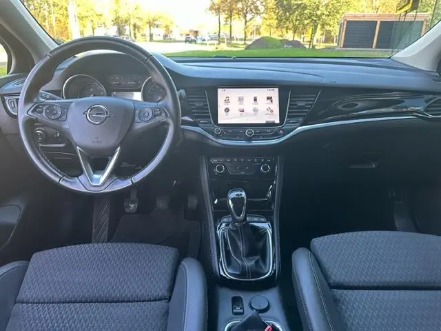 Opel Astra 1.4 Innovation 2018 Benzine 6