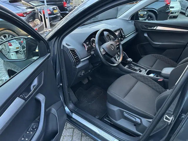 Škoda Karoq 1.5 TSI ACT DSG Automaat Style 2020 Benzine 12