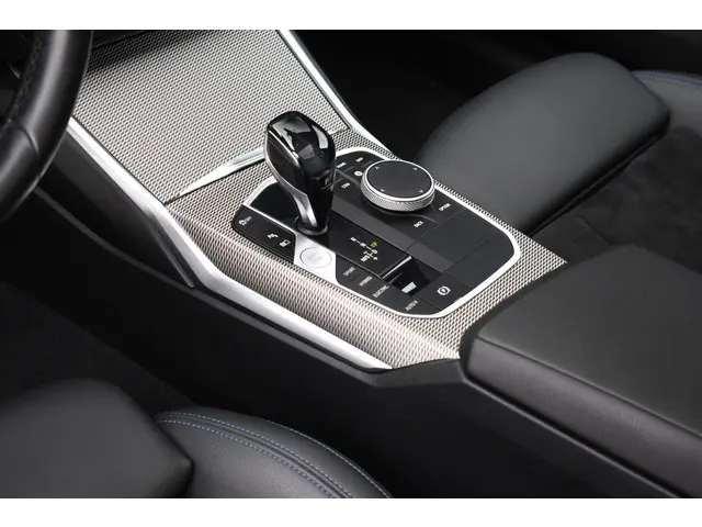 BMW 3 Serie Touring 330e M-Sport 2020 Hybride Benzine 78