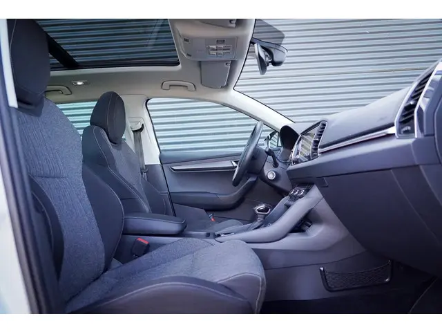 Škoda Karoq 1.5 TSI ACT Style Business 2019 Benzine 38
