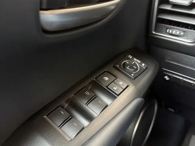 Lexus NX 300h AWD Edition 2015 Hybride Benzine 21