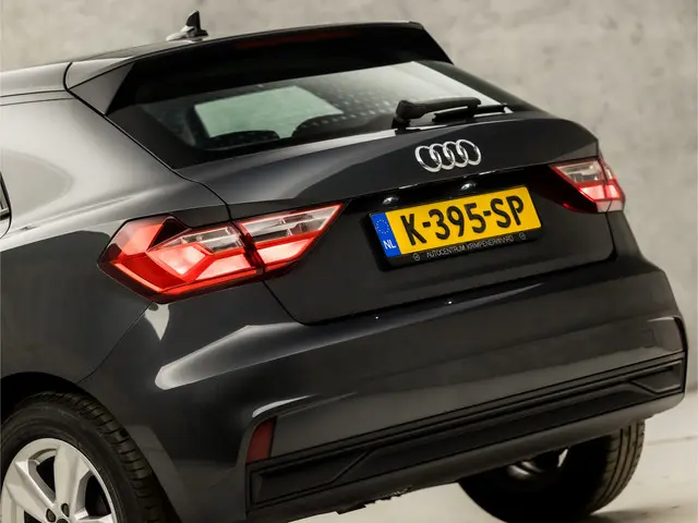 Audi A1 Sportback 25 TFSI Sport 2021 Benzine 12