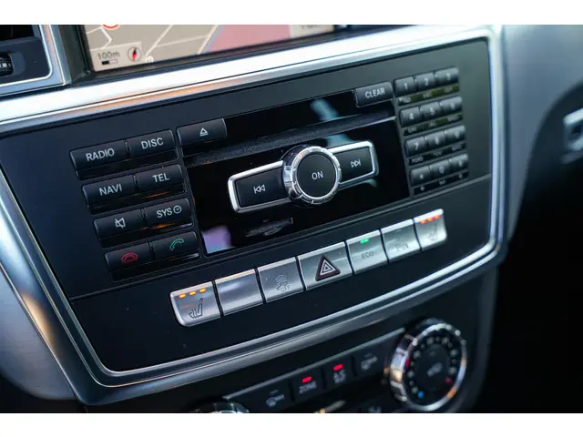 Mercedes-Benz M-Klasse 350 2013 Benzine 18