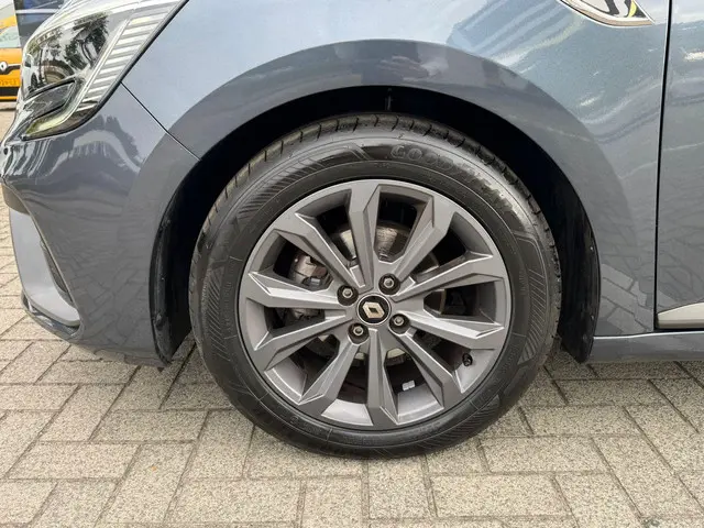 Renault Clio TCe 90 Zen 2020 Benzine 8