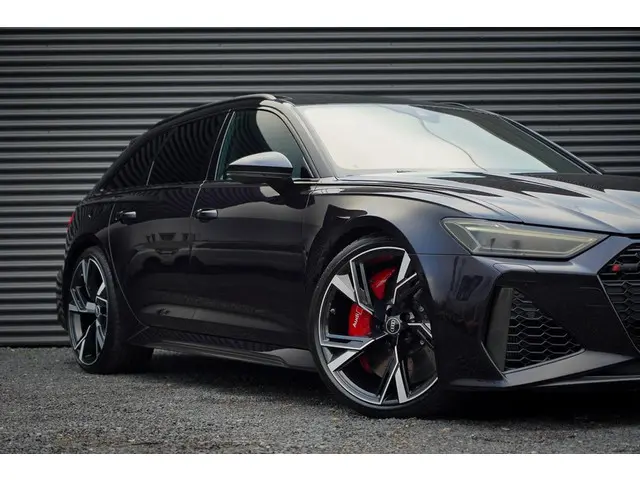 Audi RS6 A6 Avant TFSI quattro 2021 Benzine 38
