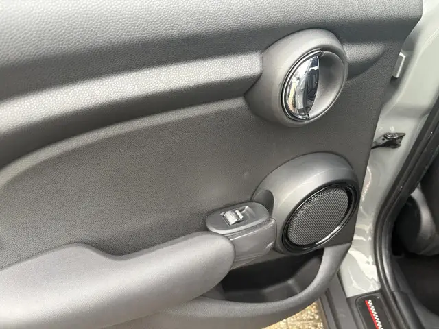 MINI One Mini 1.5 Chili Business 2018 Benzine 16