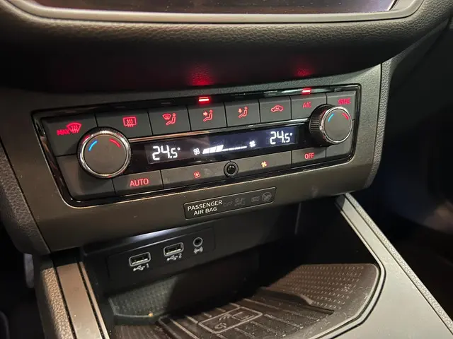 SEAT Ibiza 1.0 TSI FR Business Intense 2019 Benzine 18